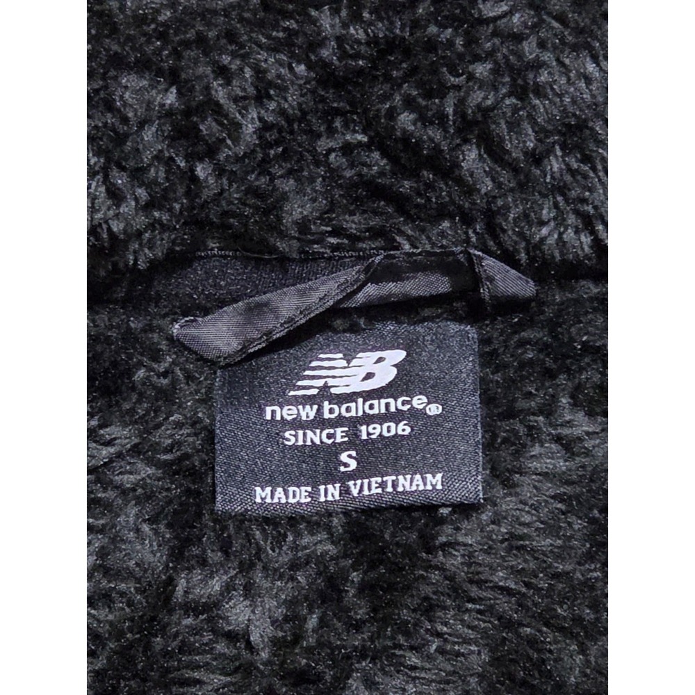 New Balance Fleece Jacket Womens Small S Black Sherpa Fuzzy Full Zip Running Top - Picture 4 of 10
